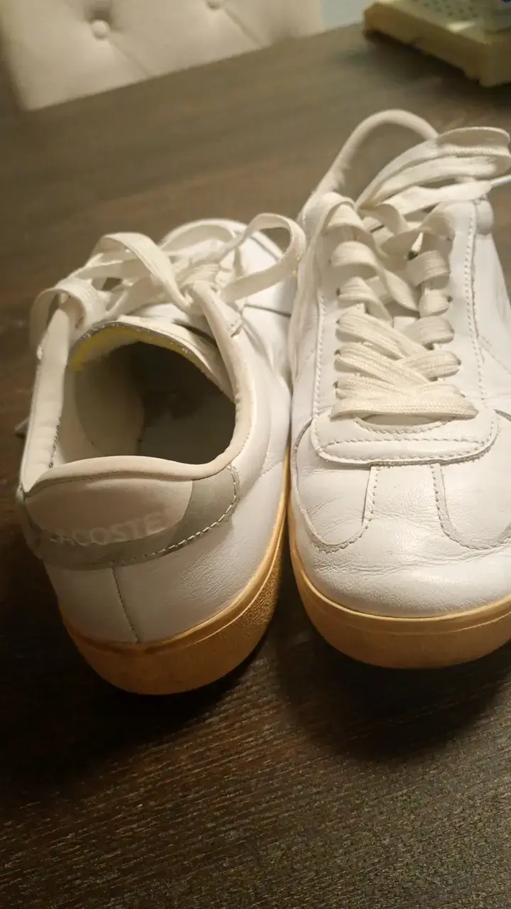 Zapatillas blancas Lacoste de cuero - 2