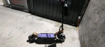 Scooter eléctrico plegable con luces LED - miniatura 3