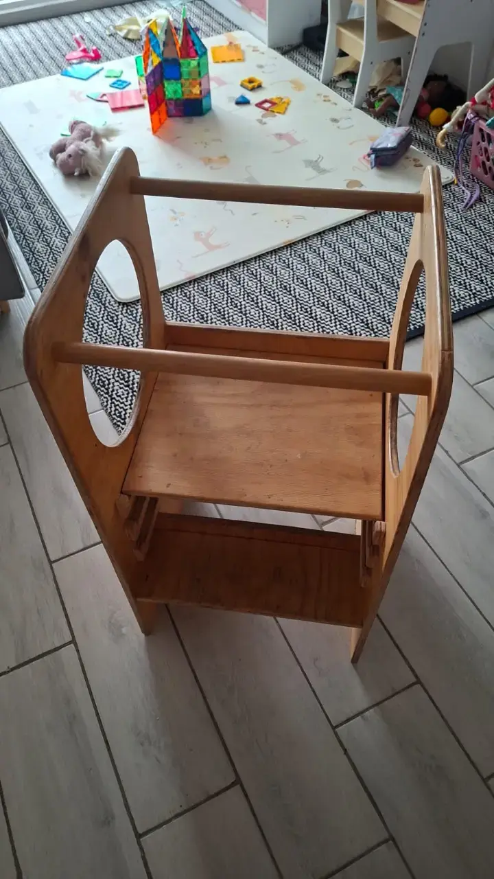 Torre de aprendizaje de madera para niños - 1