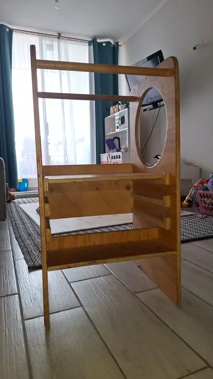 Torre de aprendizaje de madera para niños - 2