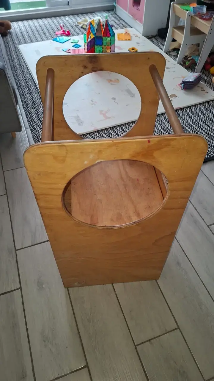Torre de aprendizaje de madera para niños - 4