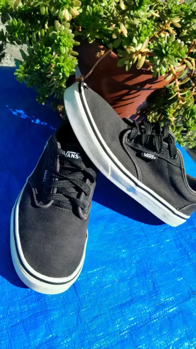 Zapatillas negras Vans para jóvenes - miniatura 3