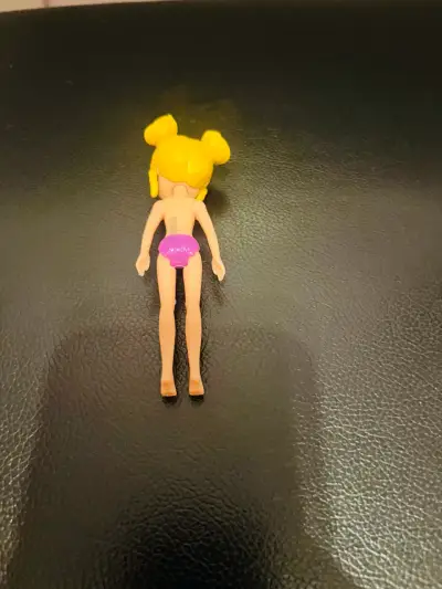 muñeca Polly Pocket de Mattel 2019 - miniatura 2