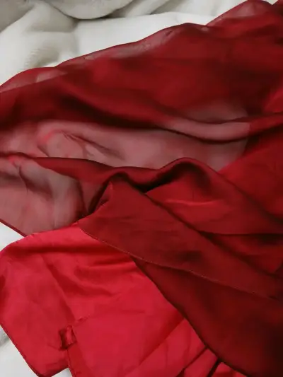 Vestido largo rojo elegante - miniatura 5