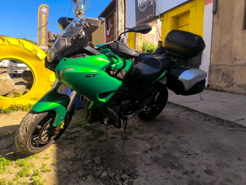 Moto Benelli GT 600 año 2016 - 3