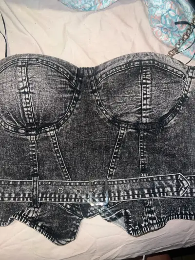Top corset de mezclilla negro con cinturón - miniatura 1