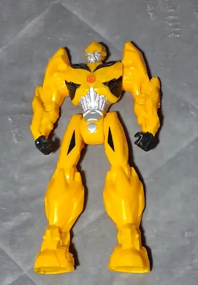 Figuras de acción de bumble bee - miniatura 2