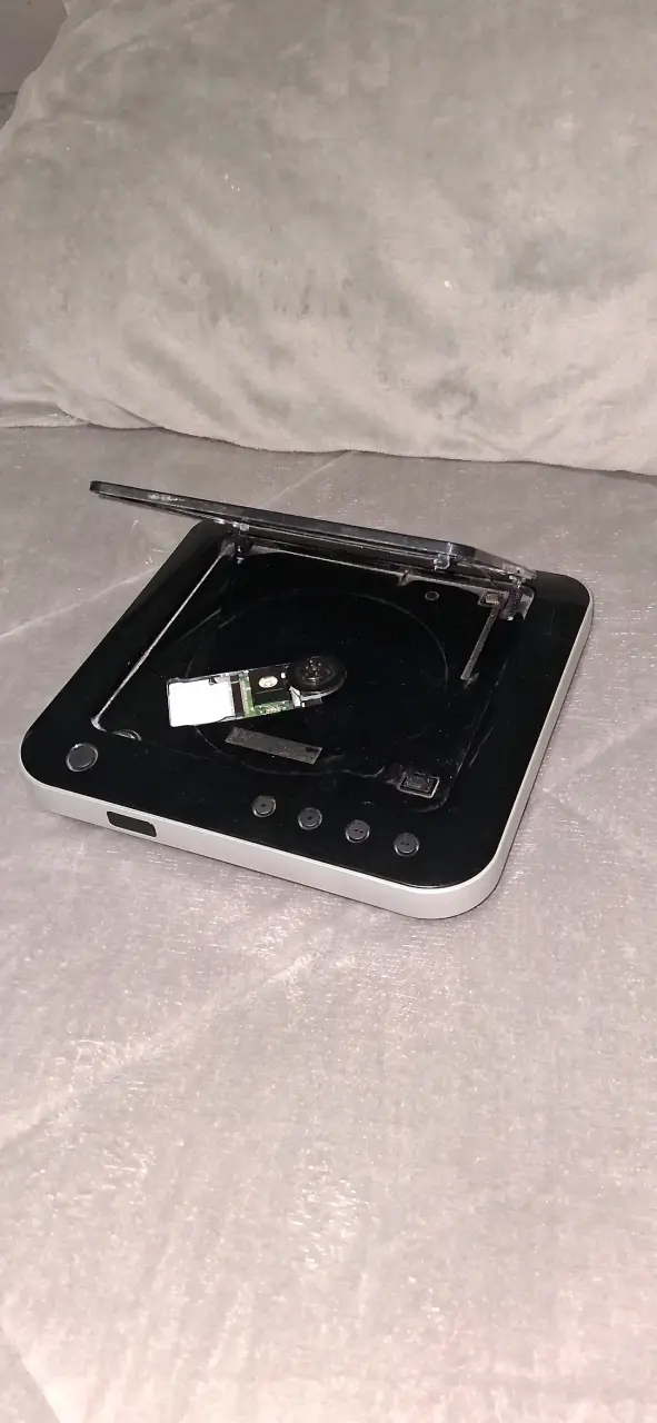 Reproductor de DVD compacto LG en buen estado - 2