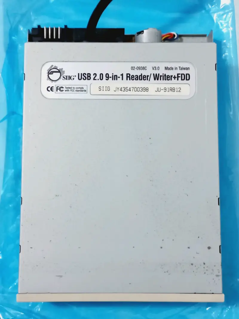 Unidad Interna Combinada SIIG JU-91RB12 - 5