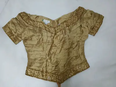 Blusa de fiesta - miniatura 1
