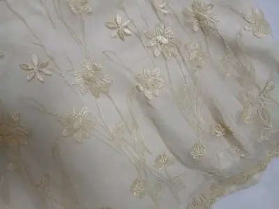 Corset crema bordado - miniatura 2