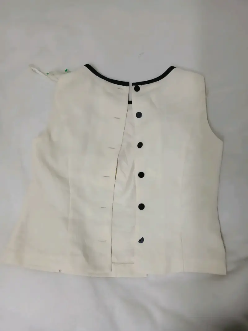 Blusa sin mangas - 1