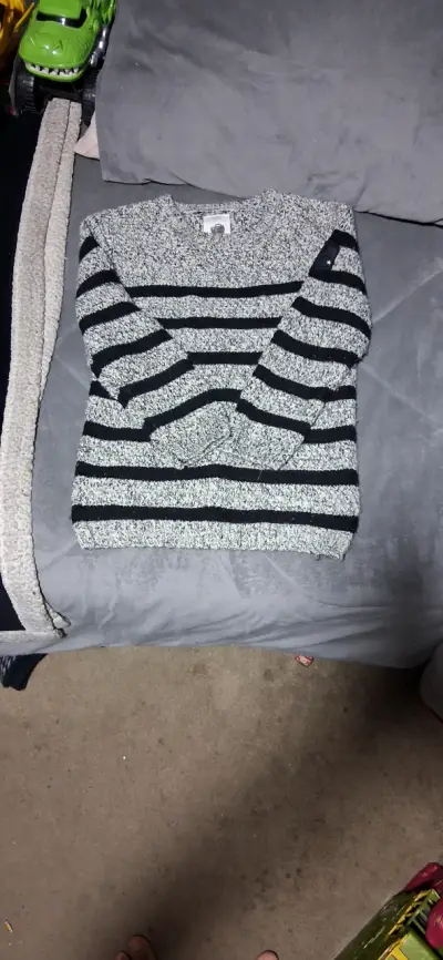 Camisa de franela a cuadros roja y negra y chaleco - miniatura 2