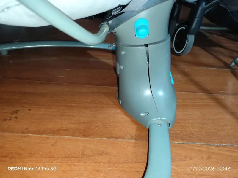 Silla mecedora para bebé con diseño de hojas - 3