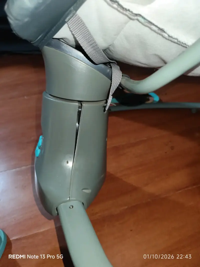 Silla mecedora para bebé con diseño de hojas - 4