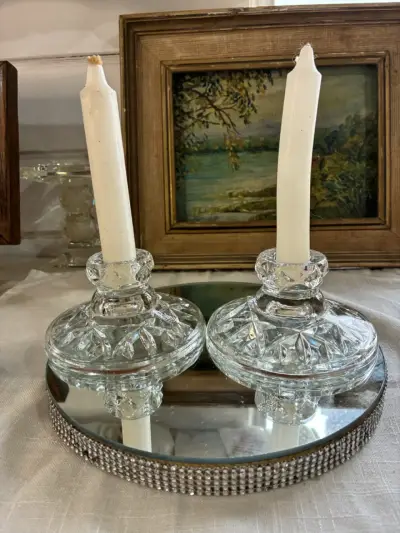 Candelabros de vidrio prensado vintage decorativos - miniatura 1