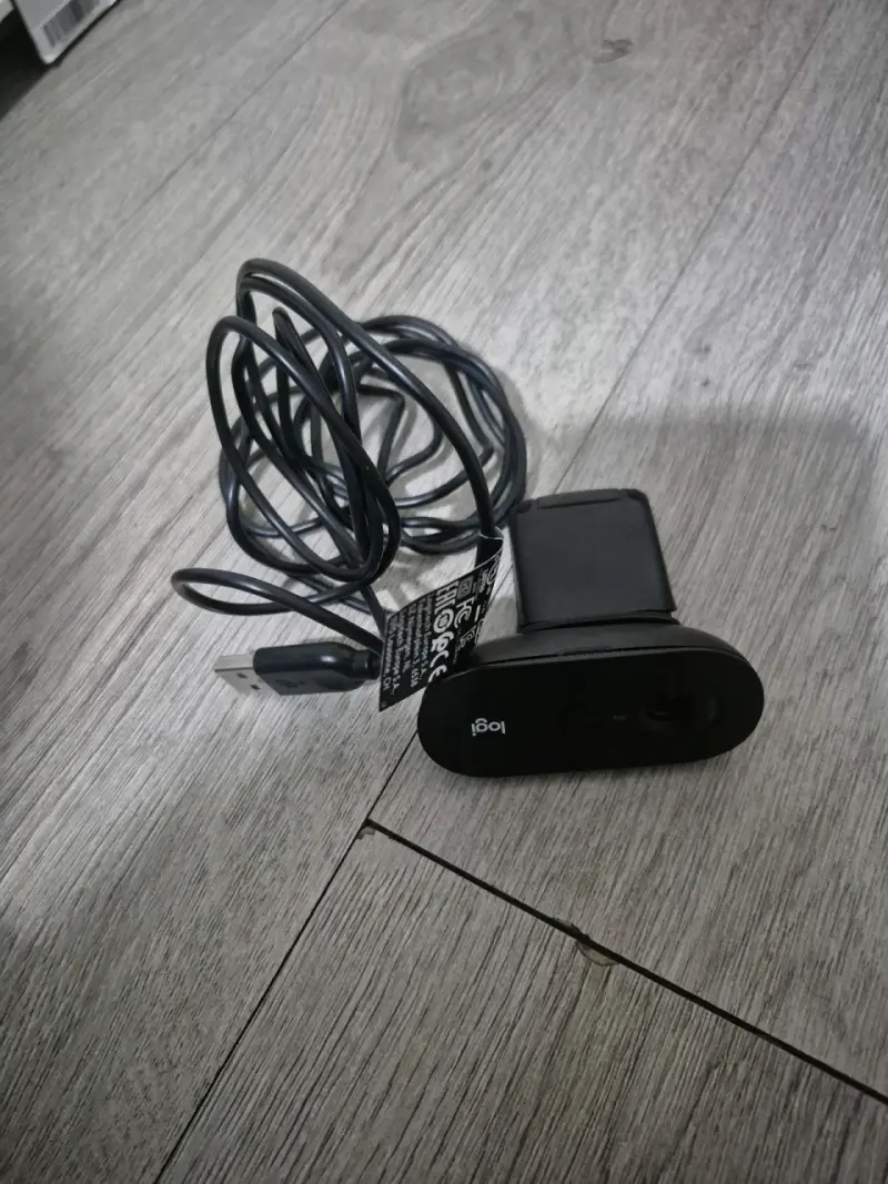 Cámara web Logitech 720p HD - 3