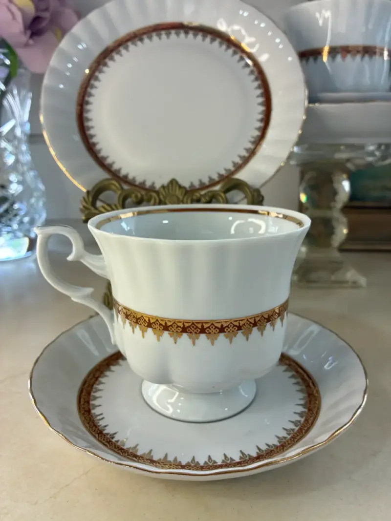 Juego de Trío de té de Porcelana con Detalles - 4