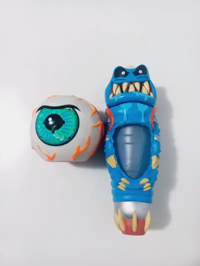 Spit Balls de Lanard Toys y Treasure X Aliens - miniatura 1