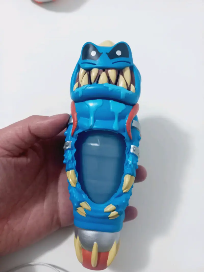 Spit Balls de Lanard Toys y Treasure X Aliens - 5