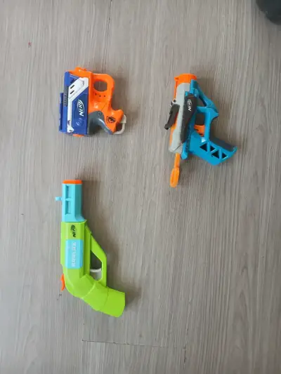Set de pistolas Nerf de juguete - miniatura 1