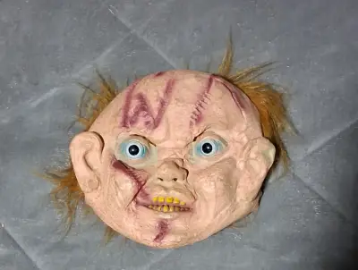 Máscara de disfraz de terror chuky - miniatura 1