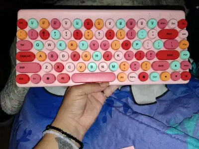 Teclado mecánico retro colorido QW02 - miniatura 3