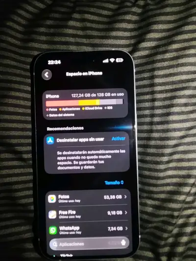 iPhone 15 en buen estado con 128GB - miniatura 4