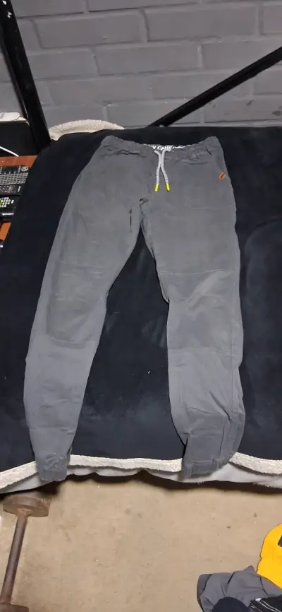 Pantalones para niñi talla 14 y 16 - miniatura 1