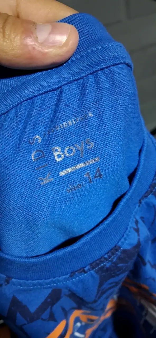 Polera azul estampada para niño talla 14 - 2