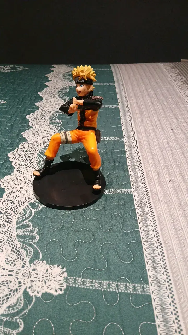 Figura de acción Naruto en pose de combate - 2