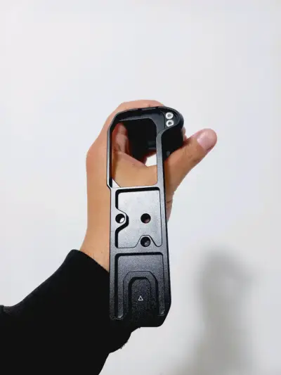 Empuñadura en Forma de L Neewer para Nikon ZF - miniatura 3