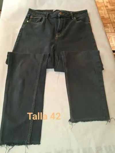 Lote de Jeans de Mujer Talla 40/42 en Buen Estado - miniatura 5