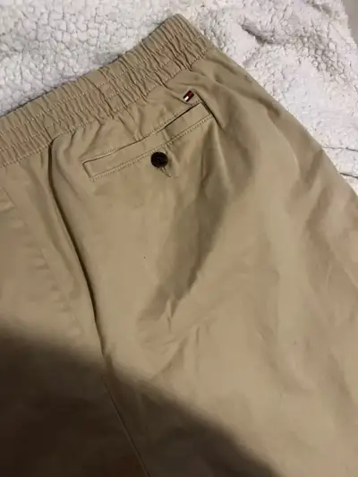 Shorts beige Tommy Hilfiger para hombre - miniatura 3