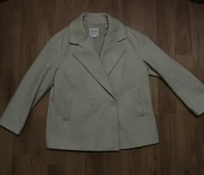 Abrigo gris claro para mujer estilo clásico - miniatura 1