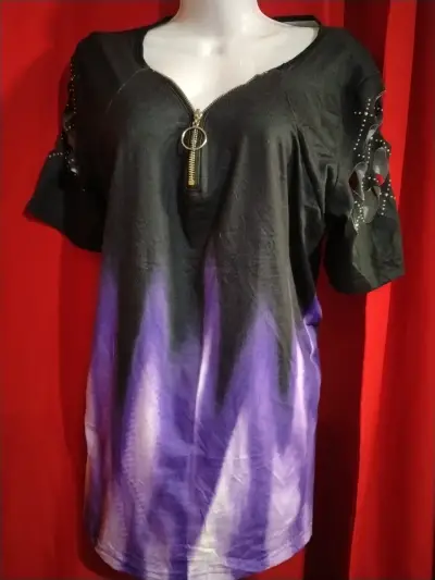 Polera de mujer con cierre y diseño degradado - miniatura 5