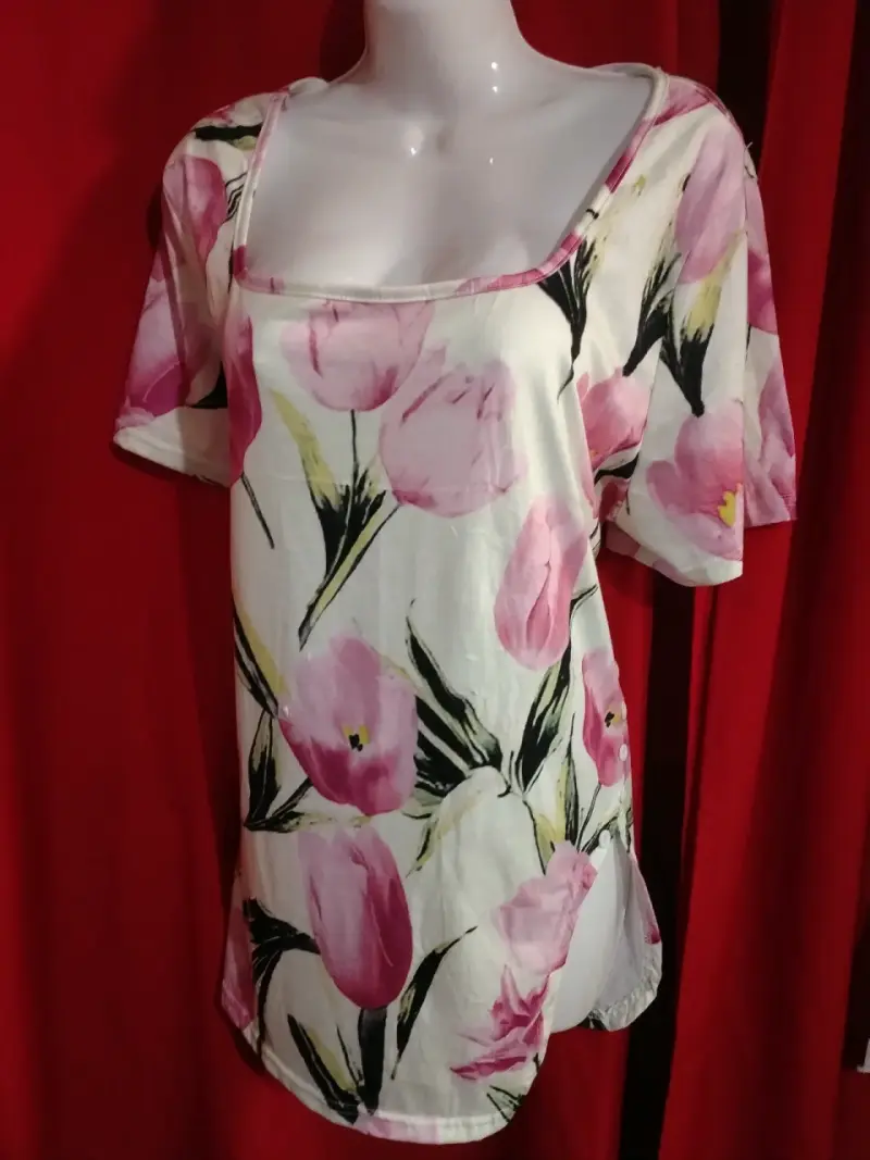 Blusa floral de mujer con estampado de tulipanes - 3