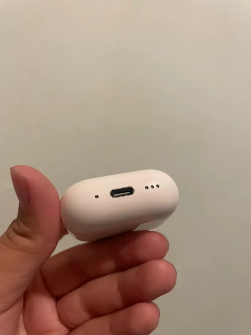Apple AirPods 4 con cancelación de ruido - 4