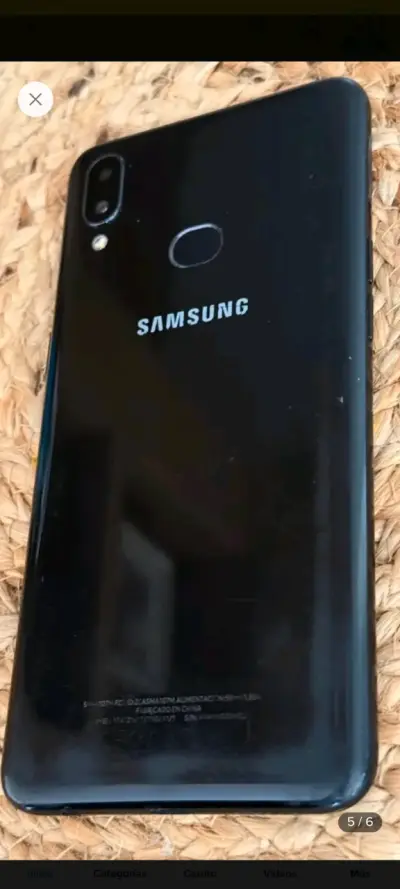 Samsung Galaxy A20s en buen estado - miniatura 1