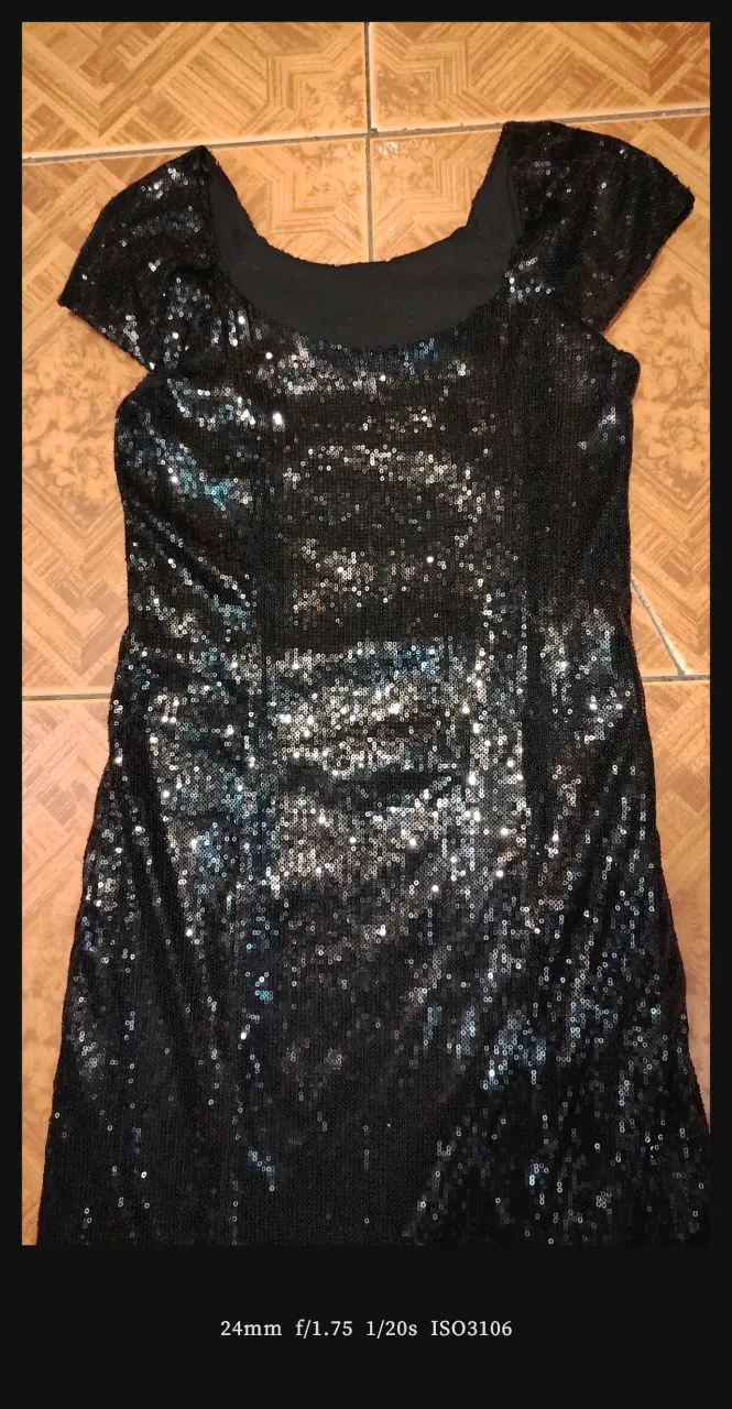 Vestido de lentejuelas negro elegante - 3