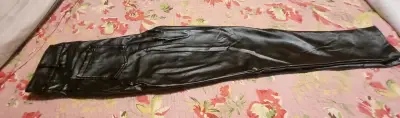 Pantalones de cuero sintético negro para hombre - miniatura 4