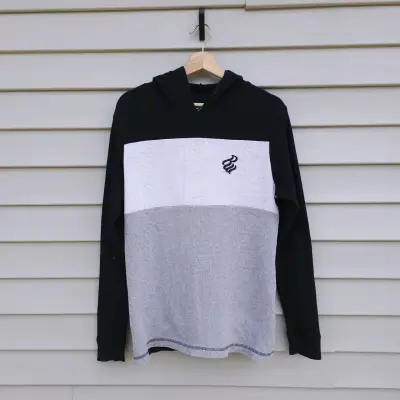 Polera con capucha Rocawear - miniatura 1