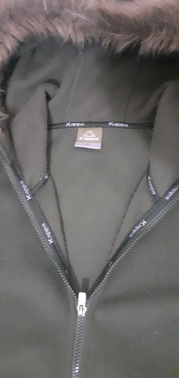 Chaqueta Kappa verde con capucha de piel - 5