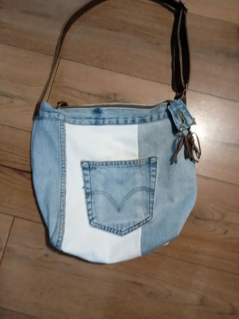 Bolso de mezclilla y tela blanco con bolsillo - 2