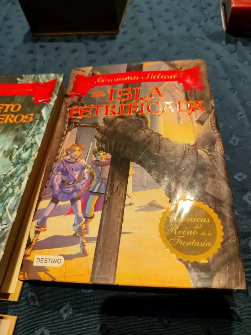 Colección de libros de fantasía y aventuras - 5
