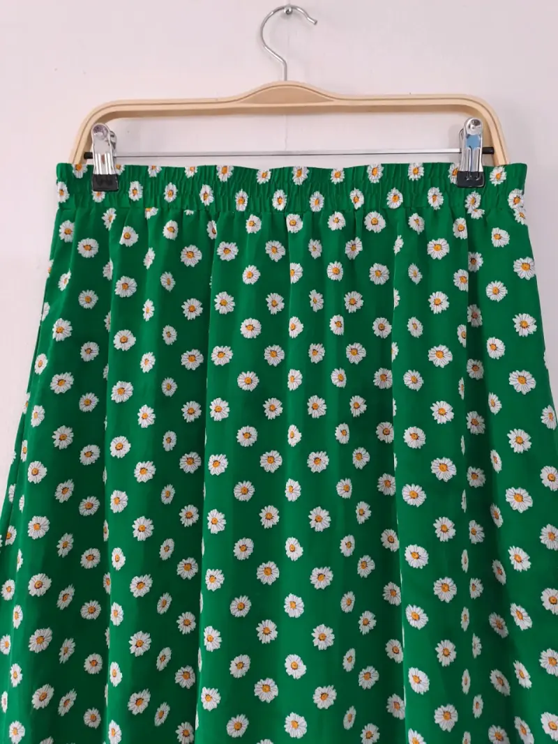 Falda con estampado Appleseeds, talla M - 2