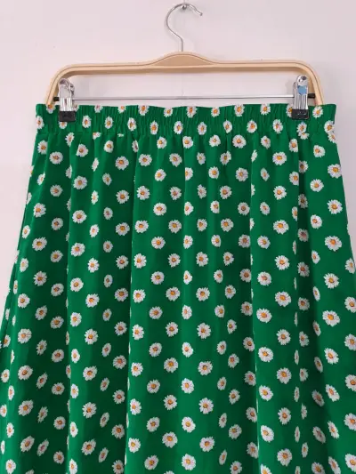 Falda con estampado Appleseeds, talla M - miniatura 2