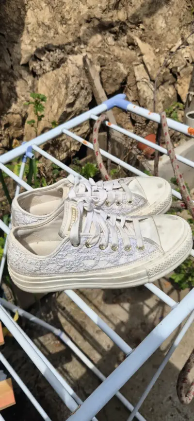 Zapatillas Converse blancas de encaje - miniatura 1