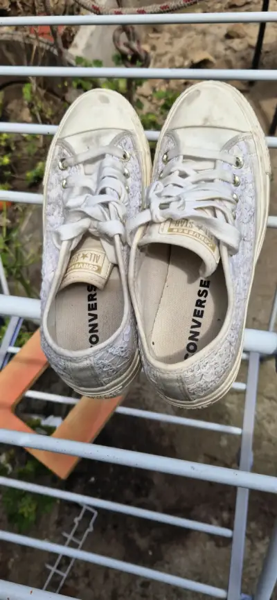 Zapatillas Converse blancas de encaje - miniatura 3