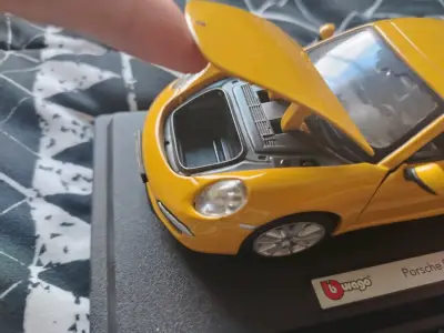 Modelo a Escala Porsche 911 Carrera S 1/32 - miniatura 3